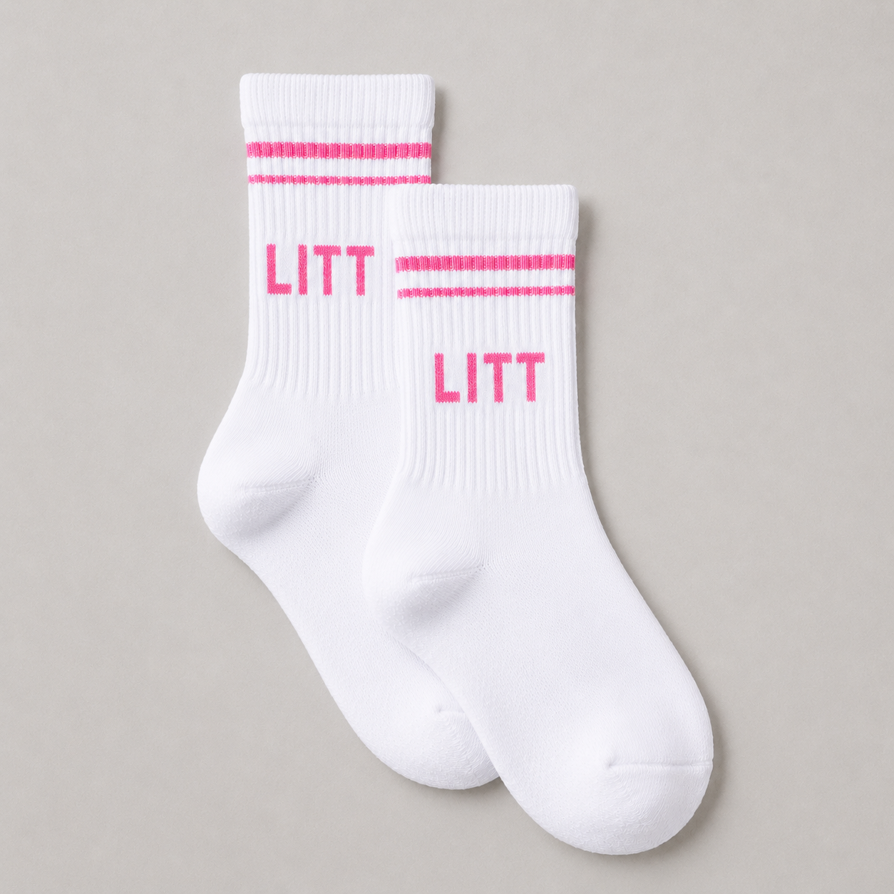 BERRY CHILL WHITE SOCKS